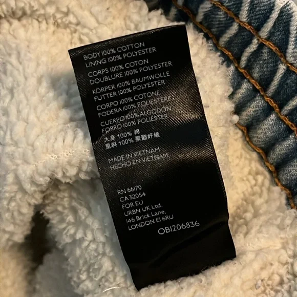 BDG Urban Outfitters Blake Denim Hooded Bomber Jacket Soft Sherpa Lining- Large - Picture 8 of 14